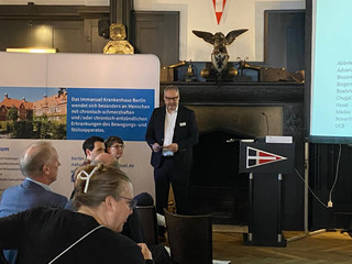 IKB-Geschäftsführer Roy J. Noack begrüßt die Gäste IKB-Geschäftsführer Roy J. Noack begrüßt die Gäste