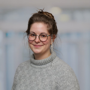 Portraitfoto Dr. rer. nat. Lara Autenrieth, Psychologische Psychotherapeutin im Zentrum für psychische Gesundheit in Hamburg-Schnelsen
